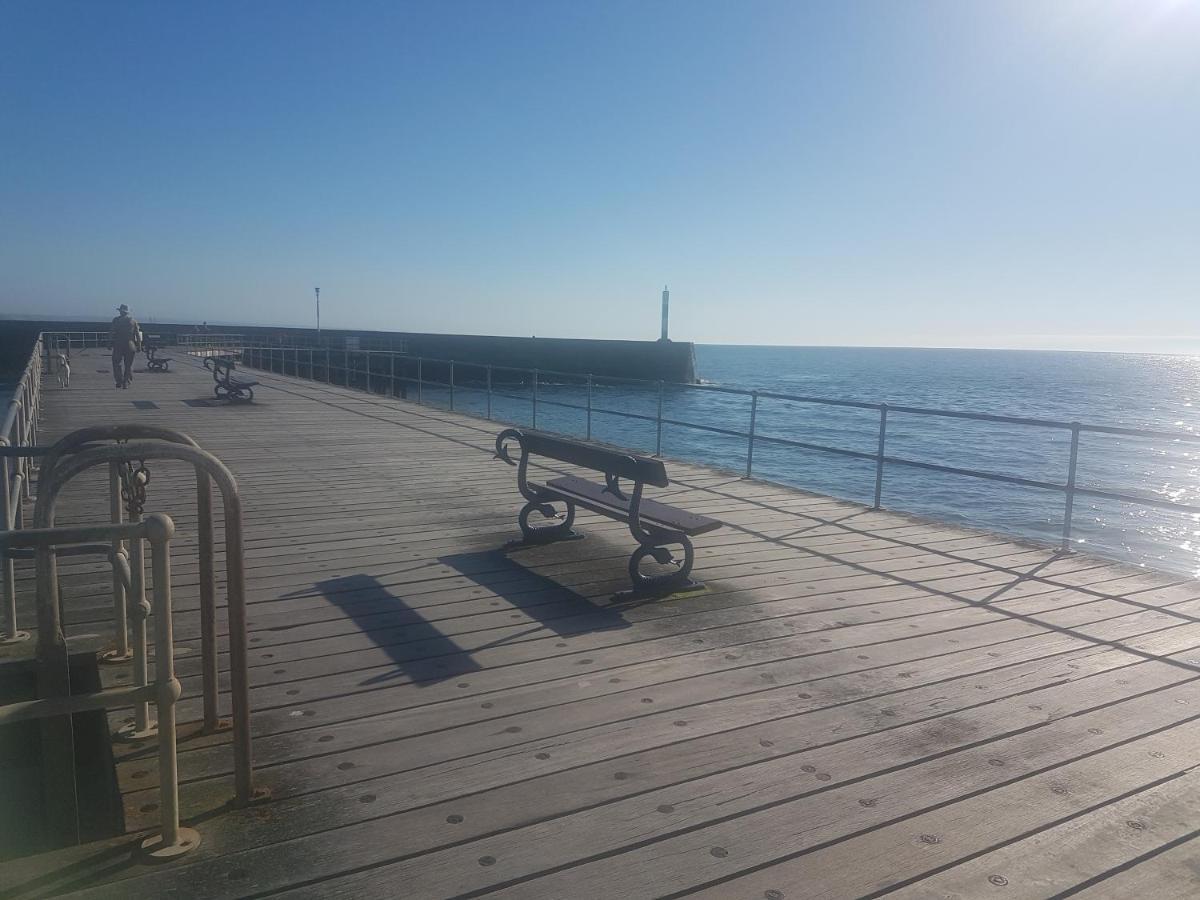 Lovely Seafront 2 Bed Flat In Aberystwyth Exterior foto